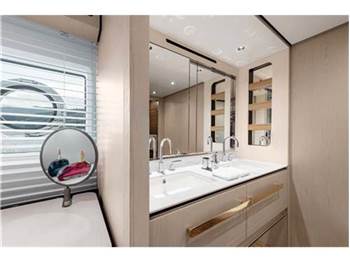 Azimut Fly 78
