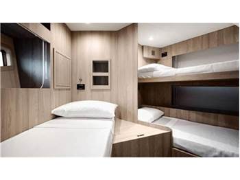 Azimut Fly 78