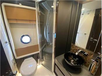 Azimut 77s