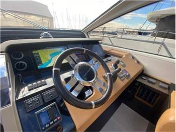 Azimut 77s