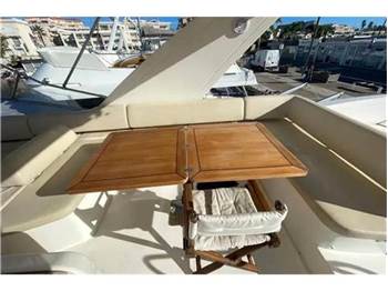Azimut 58