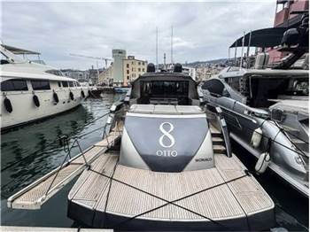 Pershing 80