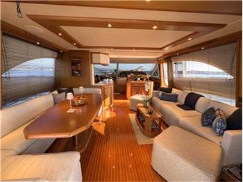 Mochi craft Dolphin 74