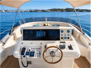 Mochi craft Dolphin 74