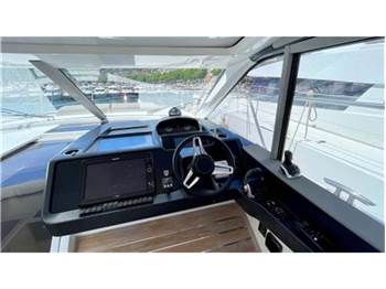 Princess V50