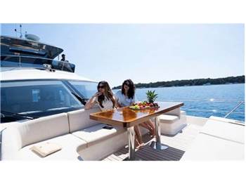 Faraday yachts Maxwell 64
