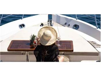 Faraday yachts Maxwell 64
