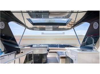 Faraday yachts Maxwell 64