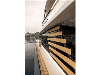 Azimut Magellano 60