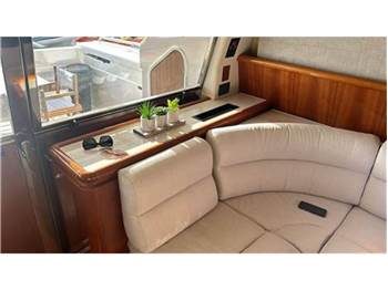 Ferretti yachts 620