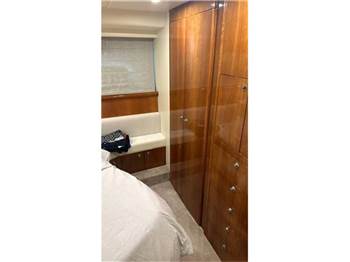 Ferretti yachts 620