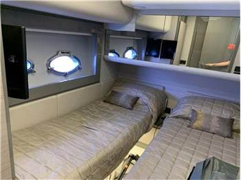 Pershing 62
