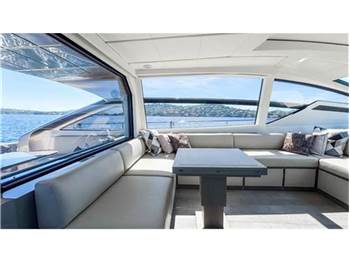 Pershing 62