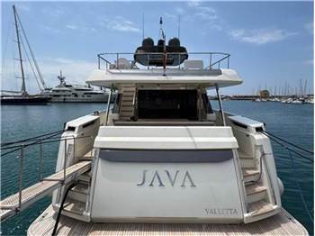 Ferretti yachts 920