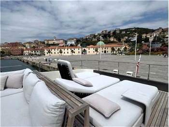Ferretti yachts 920