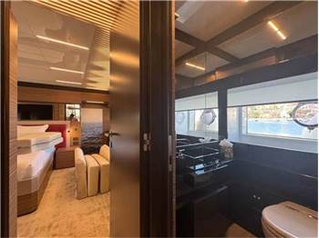 Ferretti yachts 920