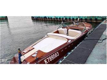 Riva Tritone aperto