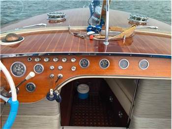 Riva Tritone aperto