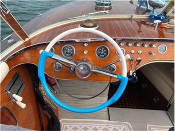 Riva Tritone aperto