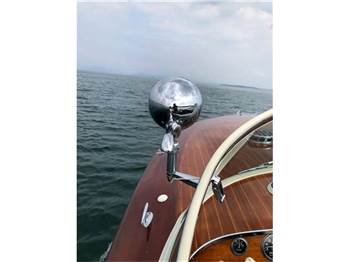 Riva Tritone aperto