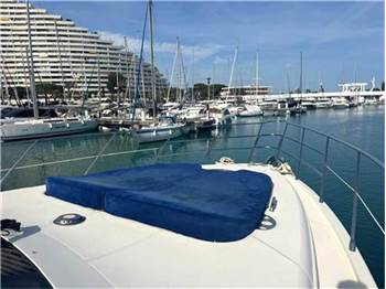 Azimut 62 fly