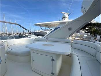 Azimut 62 fly
