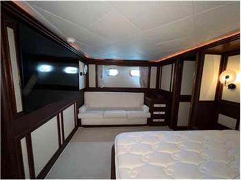 Custom line Navetta 27