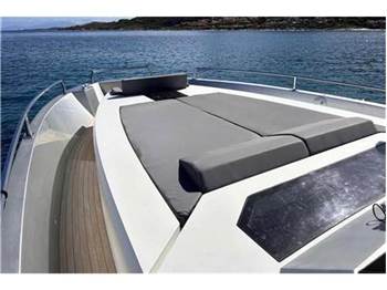 Med yachts 52