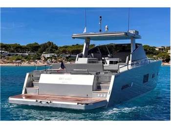 Med yachts Med52