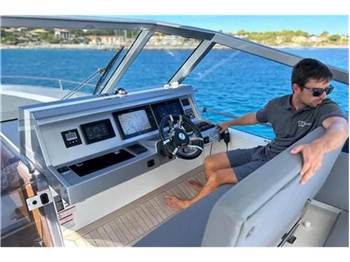 Med yachts Med52