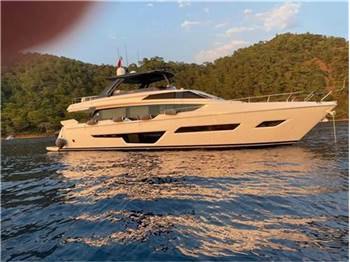 Ferretti yachts 780