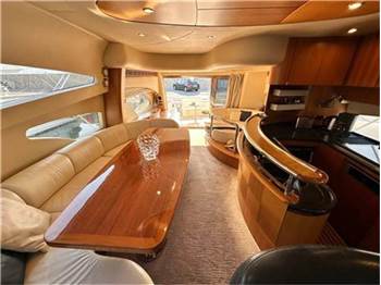 Azimut 62