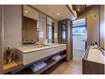 Ferretti yachts 1000