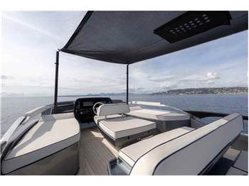 Riva Perseo 76