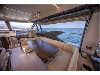 Azimut 66