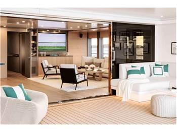 Silver yachts Reduce
