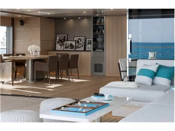 Silver yachts Reduce