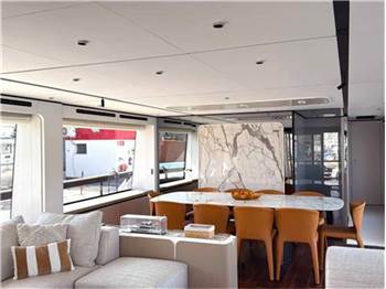 Ferretti yachts 940