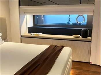 Ferretti yachts 940