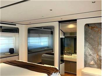 Ferretti yachts 940