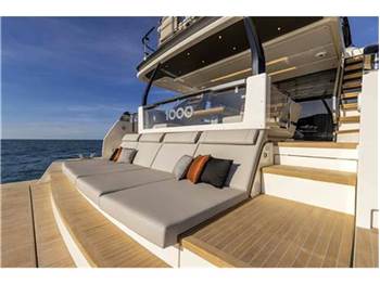 Ferretti yachts 1000