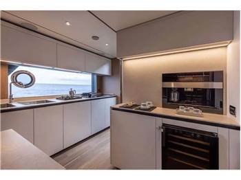 Ferretti yachts 1000