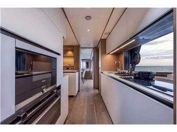Ferretti yachts 1000
