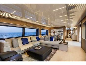 Ferretti yachts 920 piola