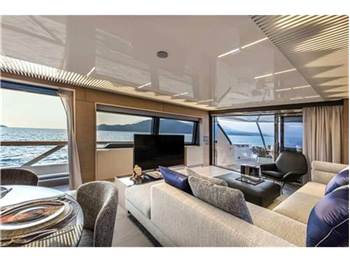 Ferretti yachts 920 piola