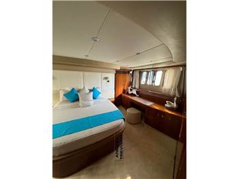 PRINCESS 67 FLY MOTORYACHT