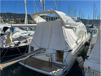 AZIMUT 42 FLY TRE CABINE 2005