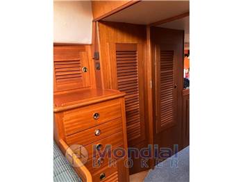 Hallberg Rassy 42 F MK2