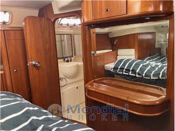 Marine Projects Moody 38 CC