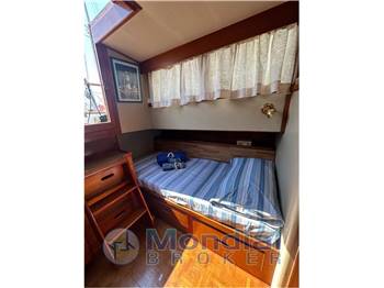 American Marine Grand Banks 36